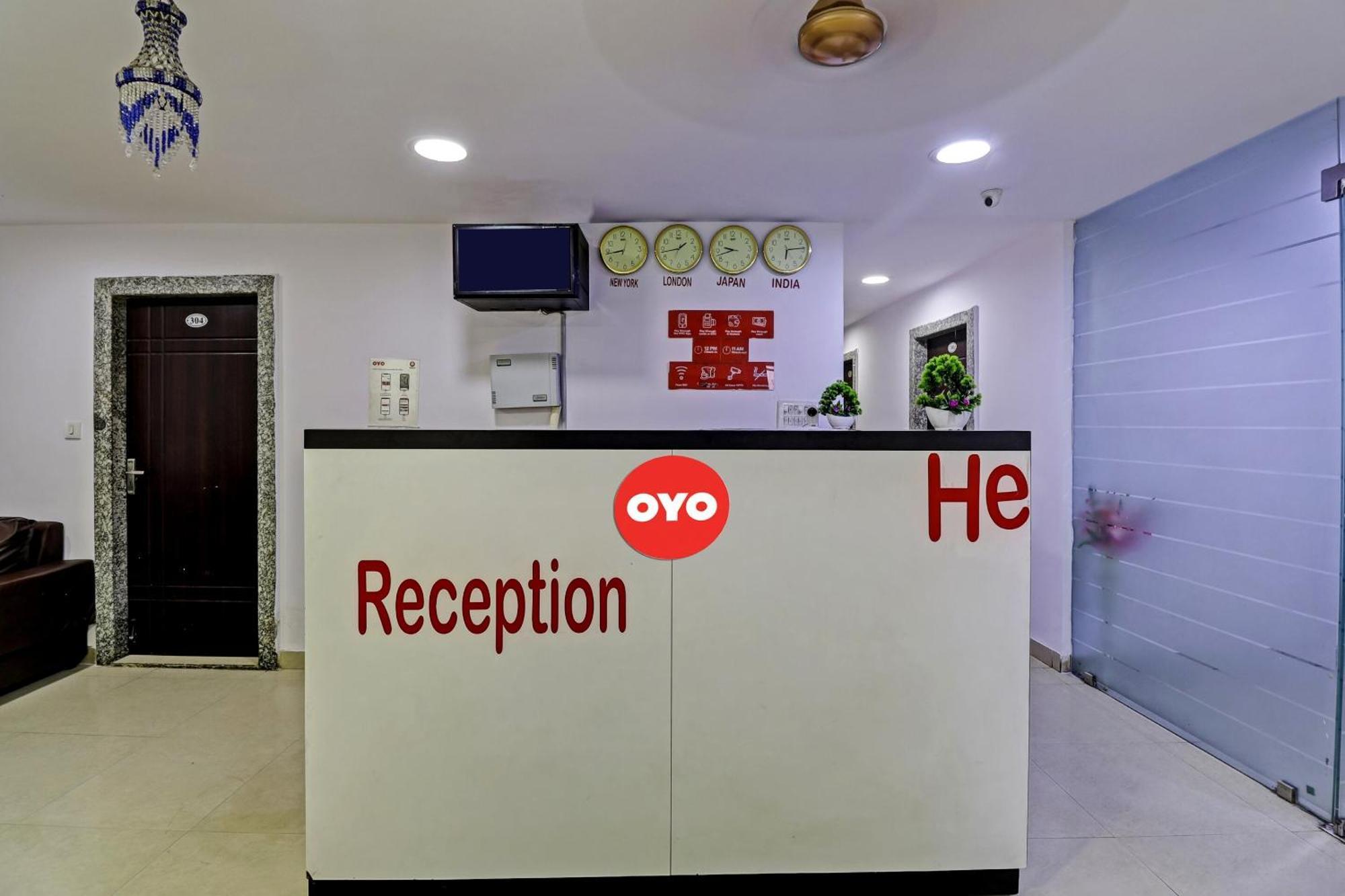 Oyo 18341 Flagship Metro International Hotell Hyderabad Exteriör bild